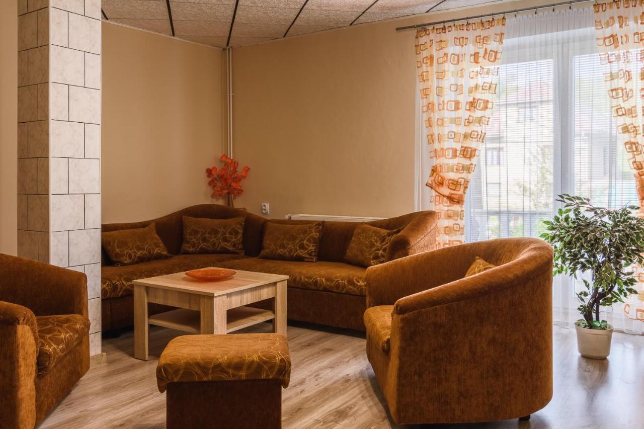 Apartman Elegant 2 Bešeňová Extérieur photo