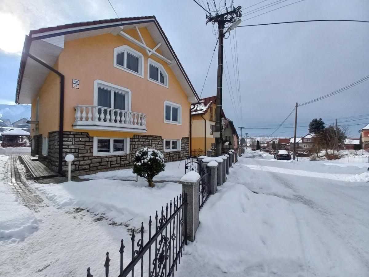 Apartman Elegant 2 Bešeňová Extérieur photo