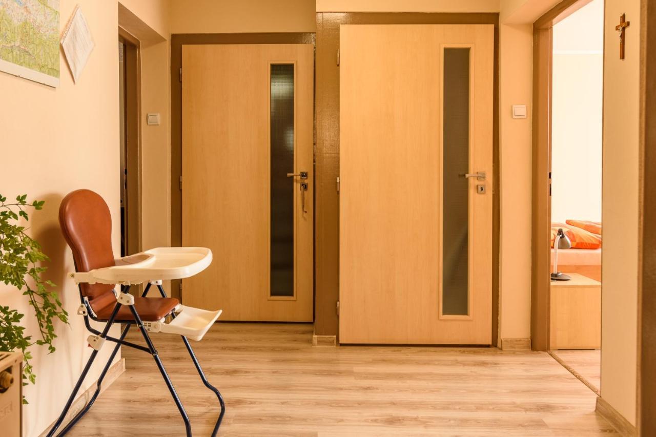 Apartman Elegant 2 Bešeňová Extérieur photo