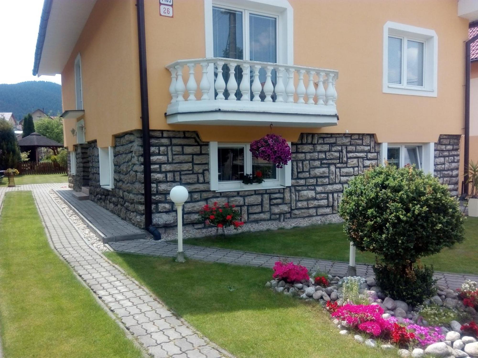 Apartman Elegant 2 Bešeňová Extérieur photo